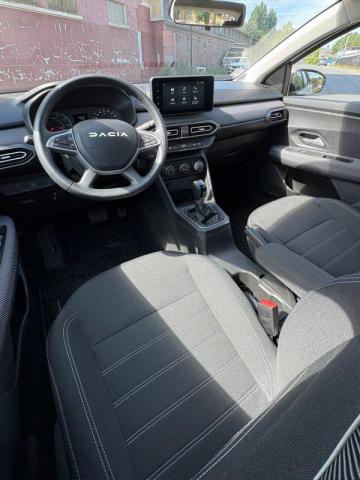 Dacia Sandero image 4