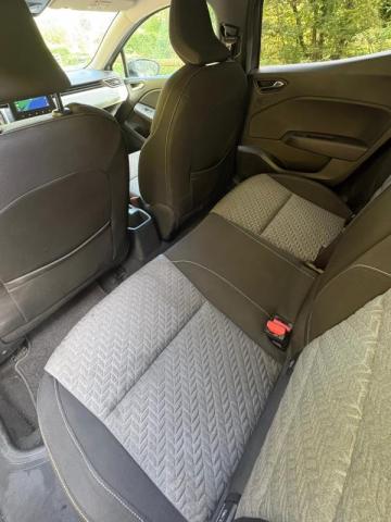 Renault Clio image 2