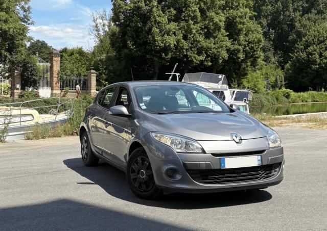 Renault Mégane image 1