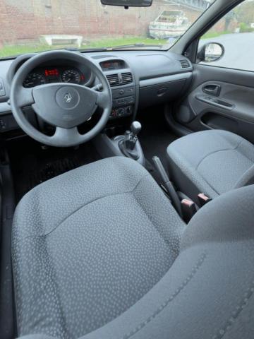 Renault Clio image 1