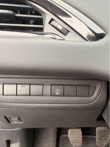 Peugeot 208 image 3