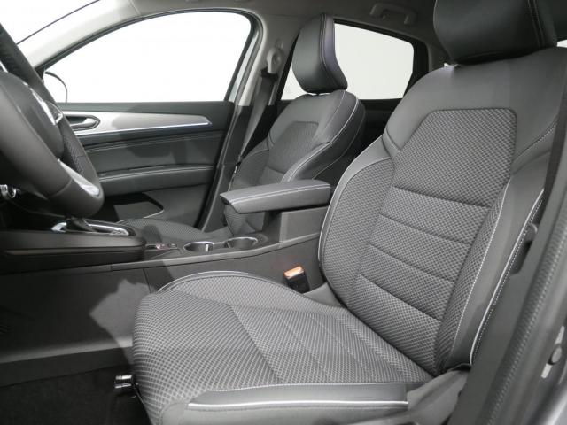 Renault Arkana image 9