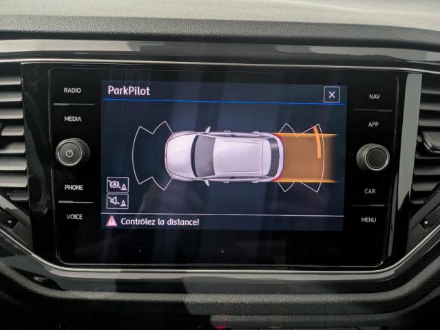 Volkswagen T-Roc image 9