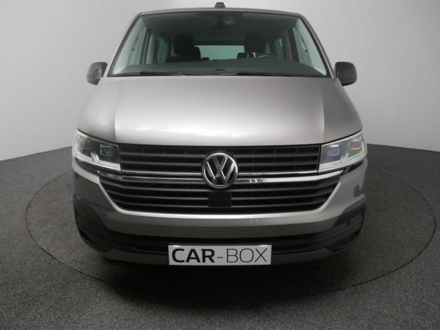 Volkswagen Multivan image 1