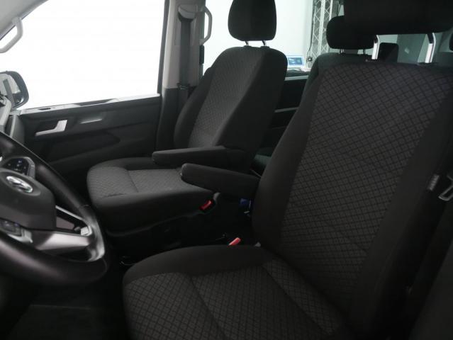 Volkswagen Multivan image 7