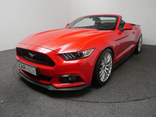 Ford Mustang Convertible image 6