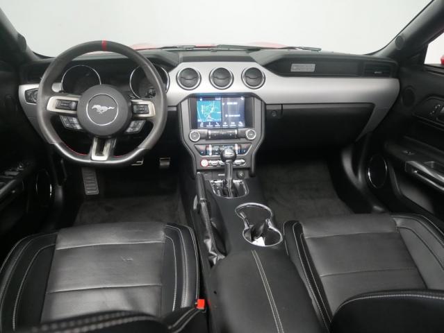 Ford Mustang Convertible image 4