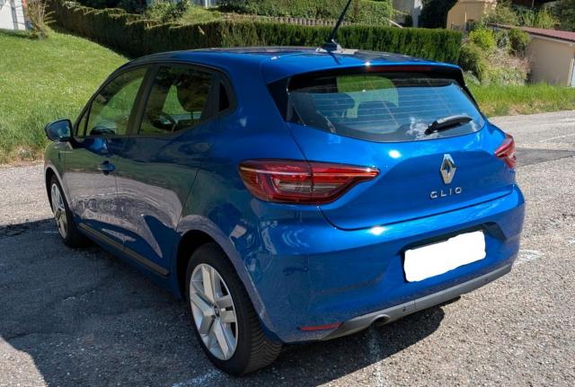Renault Clio image 2