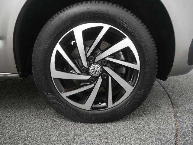 Volkswagen Multivan image 2