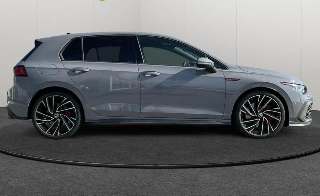 Volkswagen Golf image 3