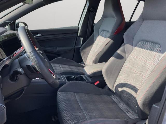 Volkswagen Golf image 2
