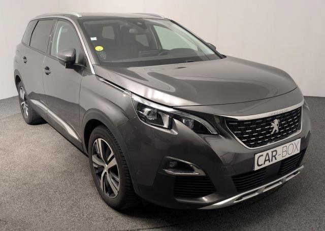 Peugeot 5008 image 2
