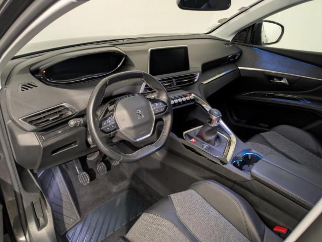 Peugeot 5008 image 4