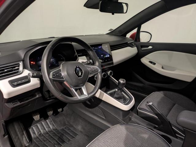Renault Clio image 8