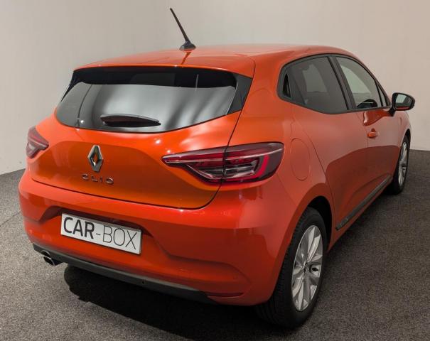 Renault Clio image 1