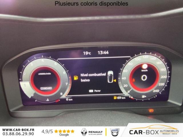 Nissan Juke image 9