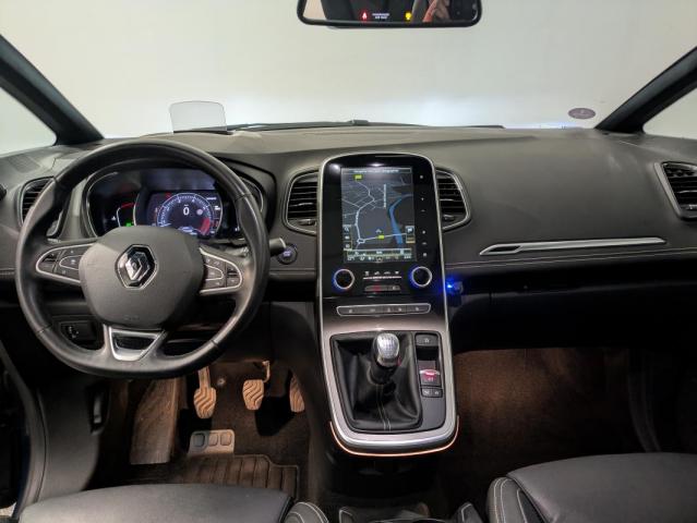 Renault Grand Scénic image 2