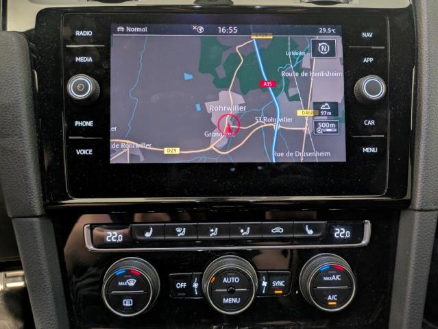 Volkswagen Golf image 8