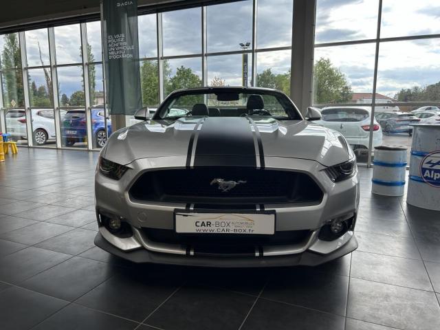 Ford Mustang Convertible image 4