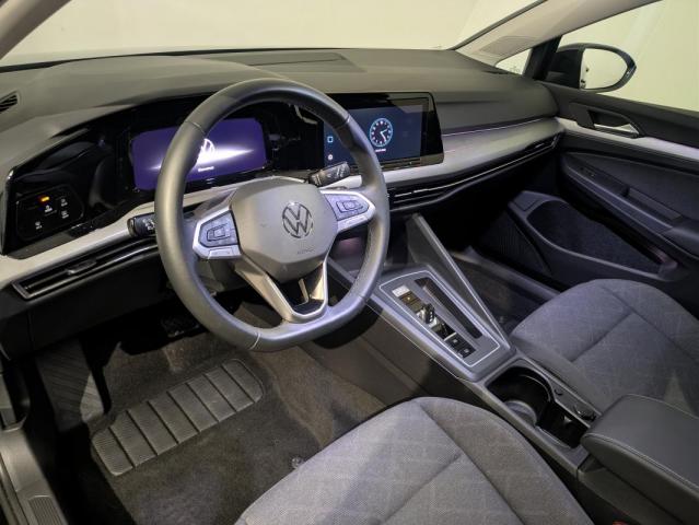 Volkswagen Golf image 9