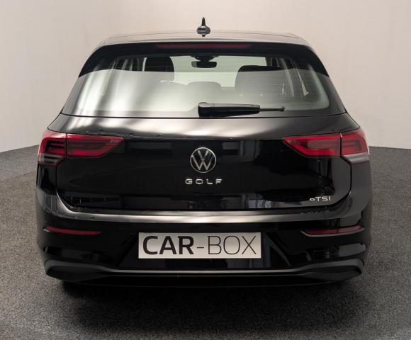 Volkswagen Golf image 8