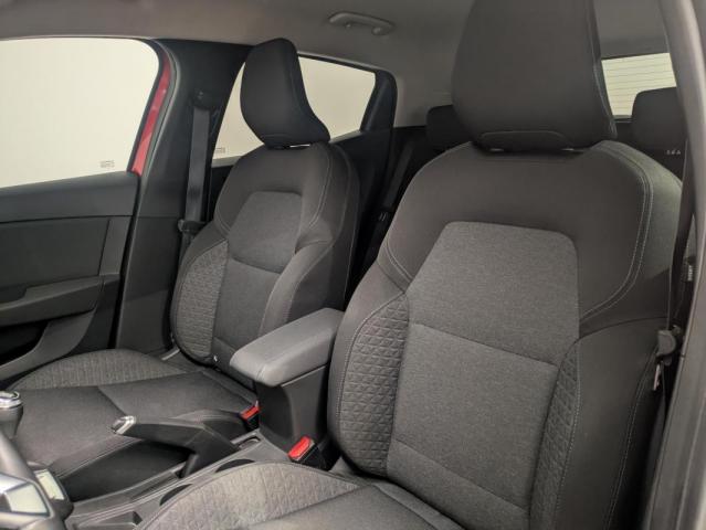 Renault Clio image 8