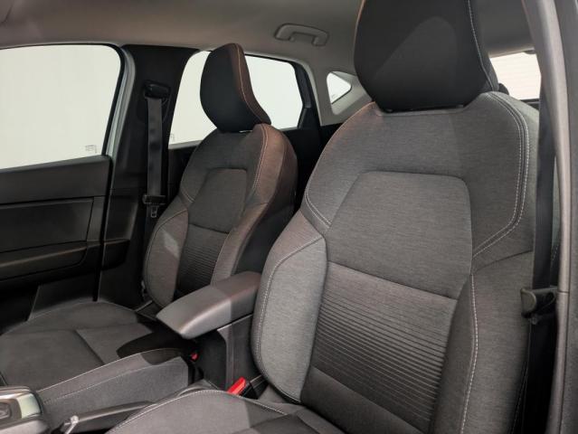 Renault Captur image 2