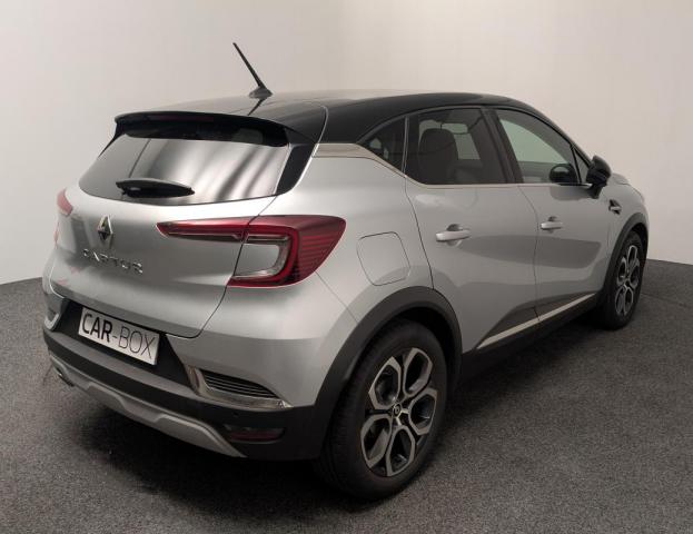 Renault Captur image 9