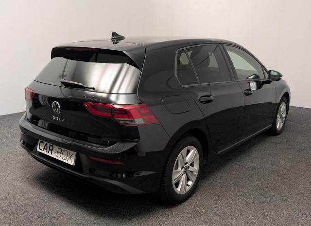 Volkswagen Golf image 6