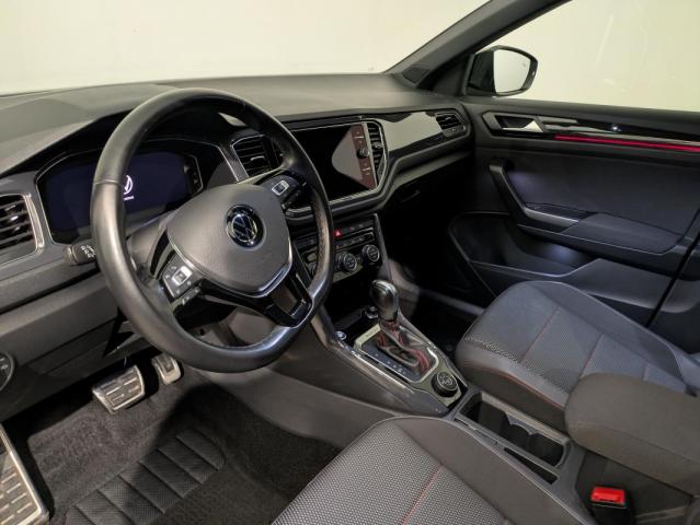 Volkswagen T-Roc image 9
