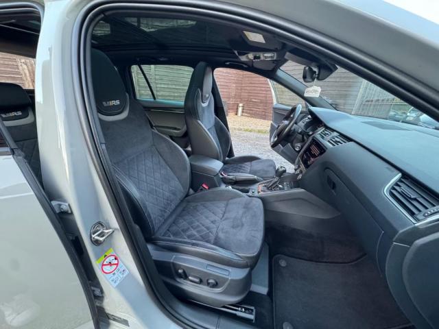 Skoda Octavia image 7