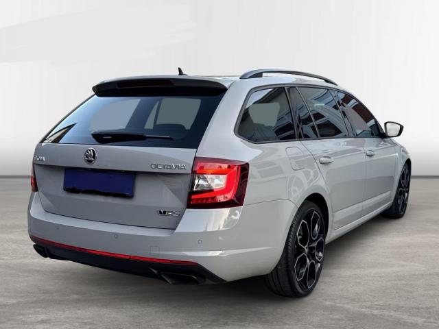 Skoda Octavia image 3