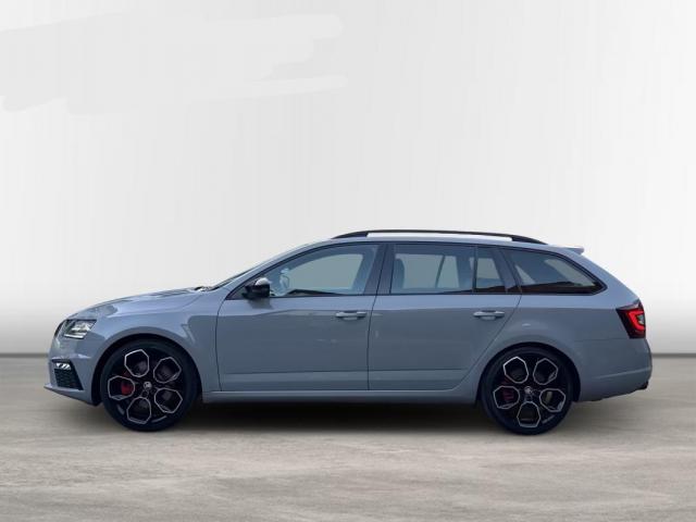 Skoda Octavia image 1