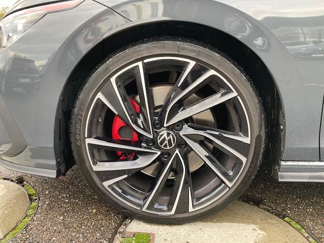 Volkswagen Golf image 3