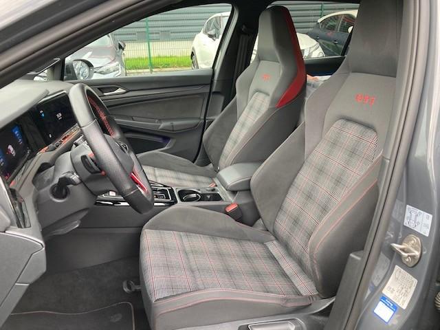 Volkswagen Golf image 4
