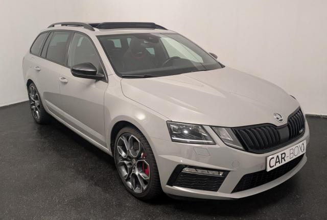 Skoda Octavia image 9
