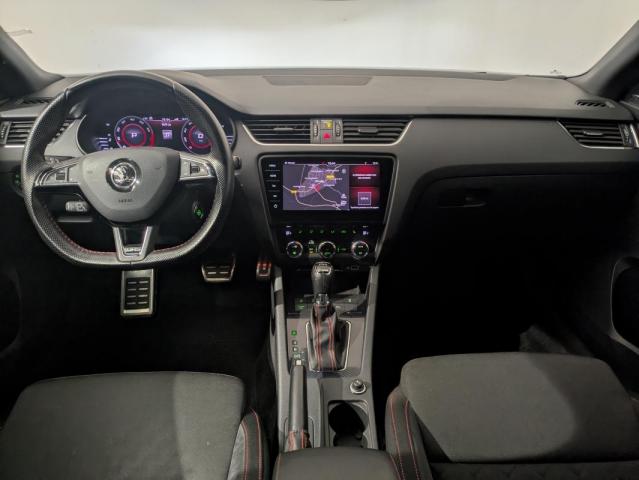 Skoda Octavia image 2