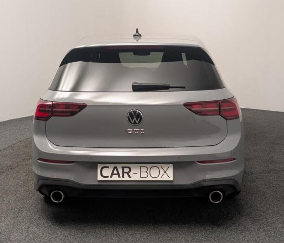 Volkswagen Golf image 8