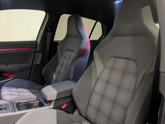 Volkswagen Golf image 4