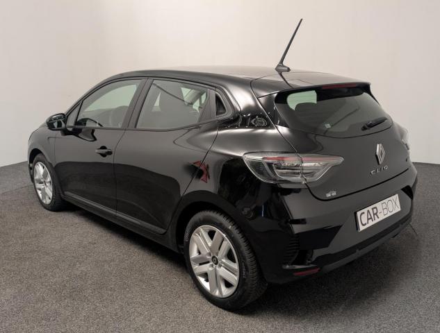 Renault Clio image 2