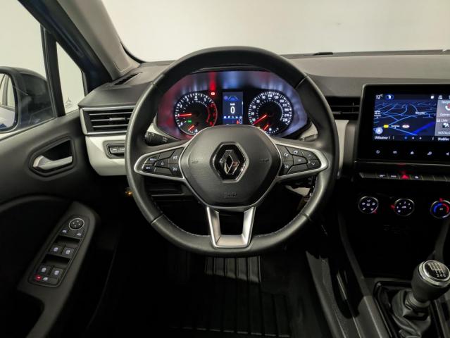 Renault Clio image 9