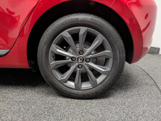 Renault Clio image 9