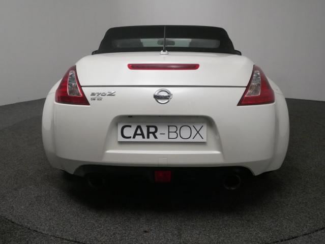 Nissan 370z image 3