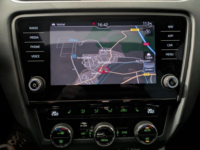 Skoda Octavia image 5