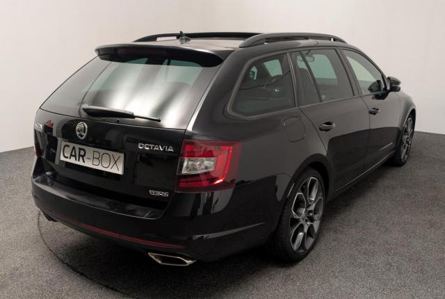 Skoda Octavia image 9