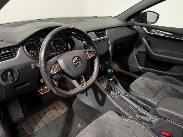 Skoda Octavia image 7