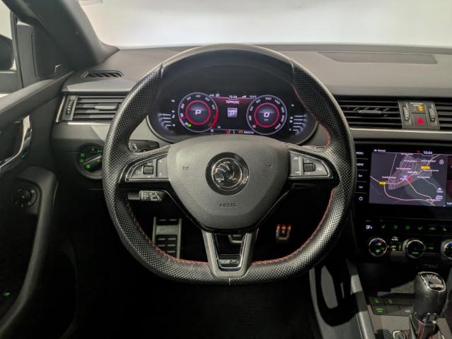 Skoda Octavia image 5