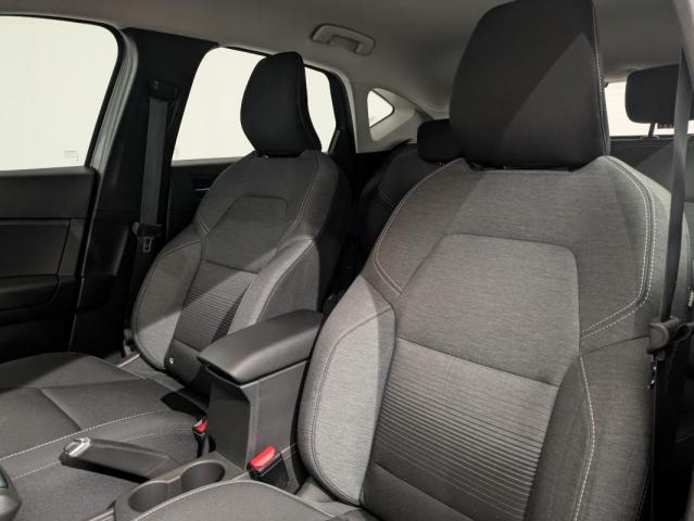 Renault Captur image 2