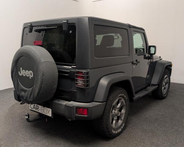 Jeep Wrangler image 2
