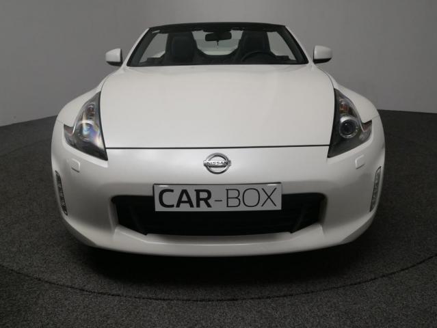 Nissan 370z image 3
